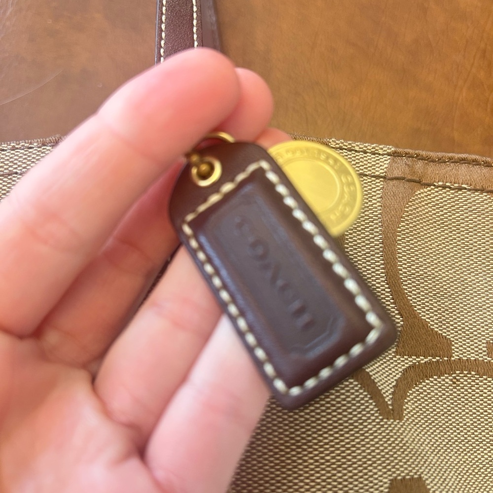 Coach 2007 Legacy Story with Signature Jacquard Tote in EUC - Picture 8 of 13